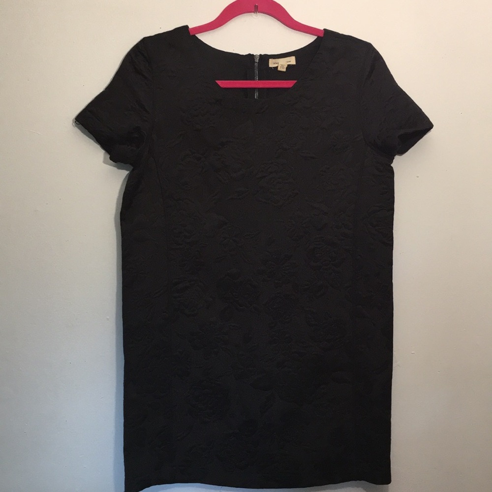 Silence and Noise Black Monochrome Embossed Top: Size Small